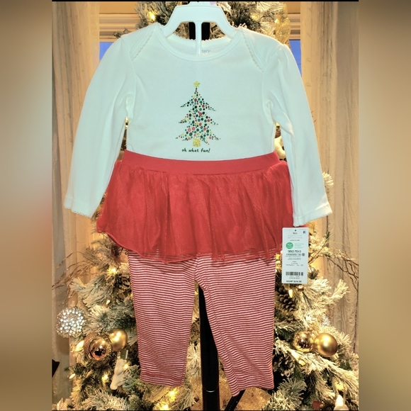 Carter's - Baby 2-Piece Christmas Bodysuit & Tutu Pant Set - Picture 2 of 3